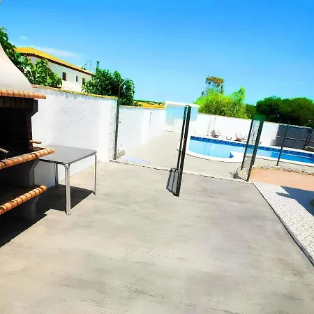 Chalet Con Piscina Privada Solo Familias Y Parejas *